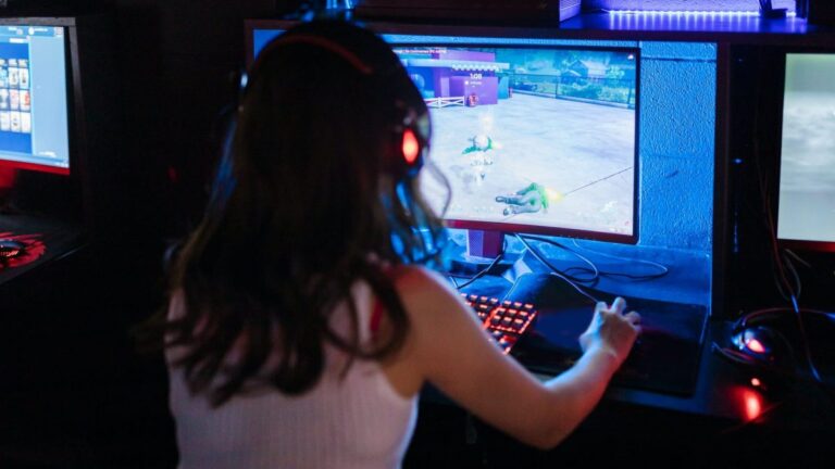 Perempuan paling sering mengalami pelecehan seksual di video game.