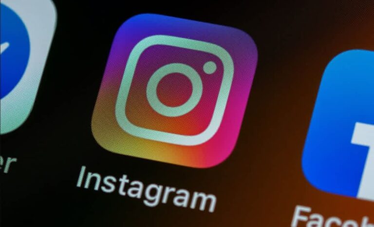 instagram logo