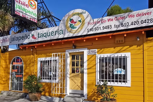 The storefront of Chile Jalapeno Taqueria